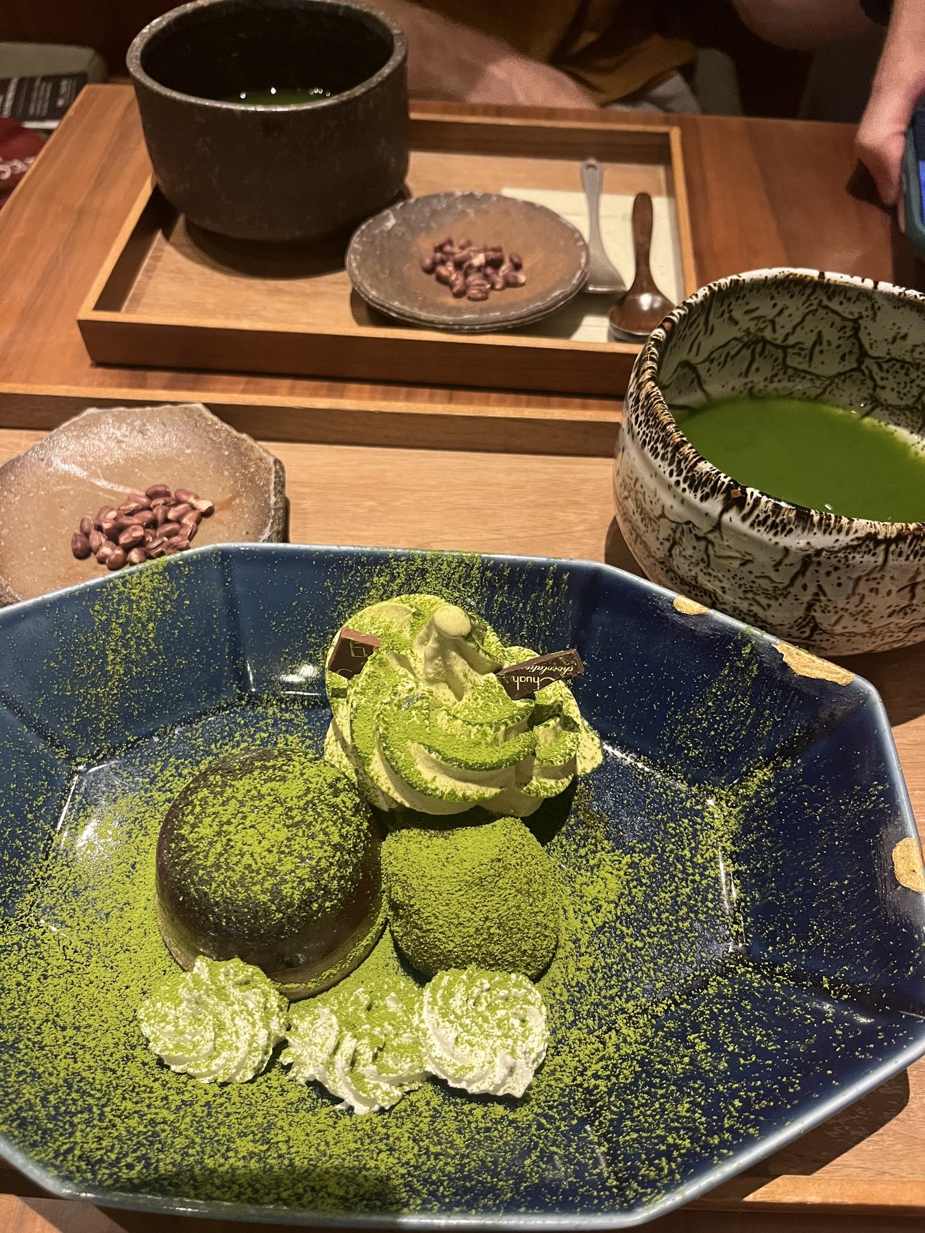 Matcha dessert and tea