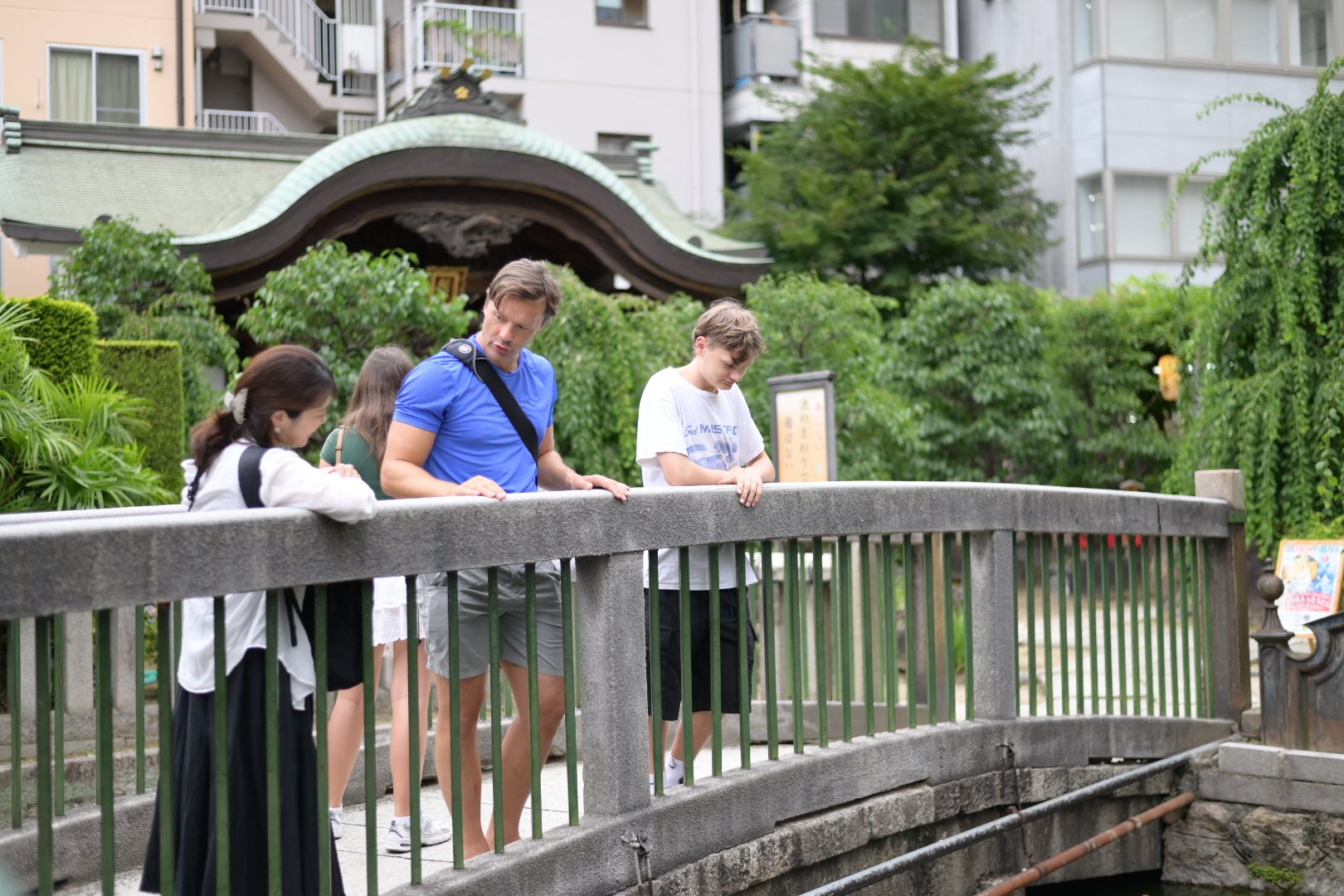 A private group exploring a peaceful Osaka temple with Aki